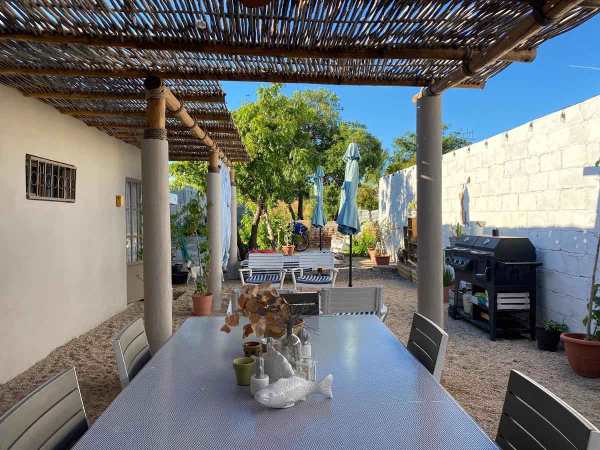 The Mantarraya Outpost Bed & Breakfast La Paz Exterior photo
